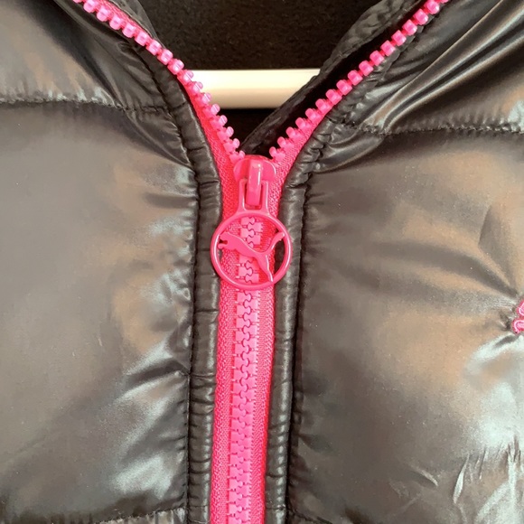Black and Pink Hooded Puma Puffer Jacket - Picture 7 of 8